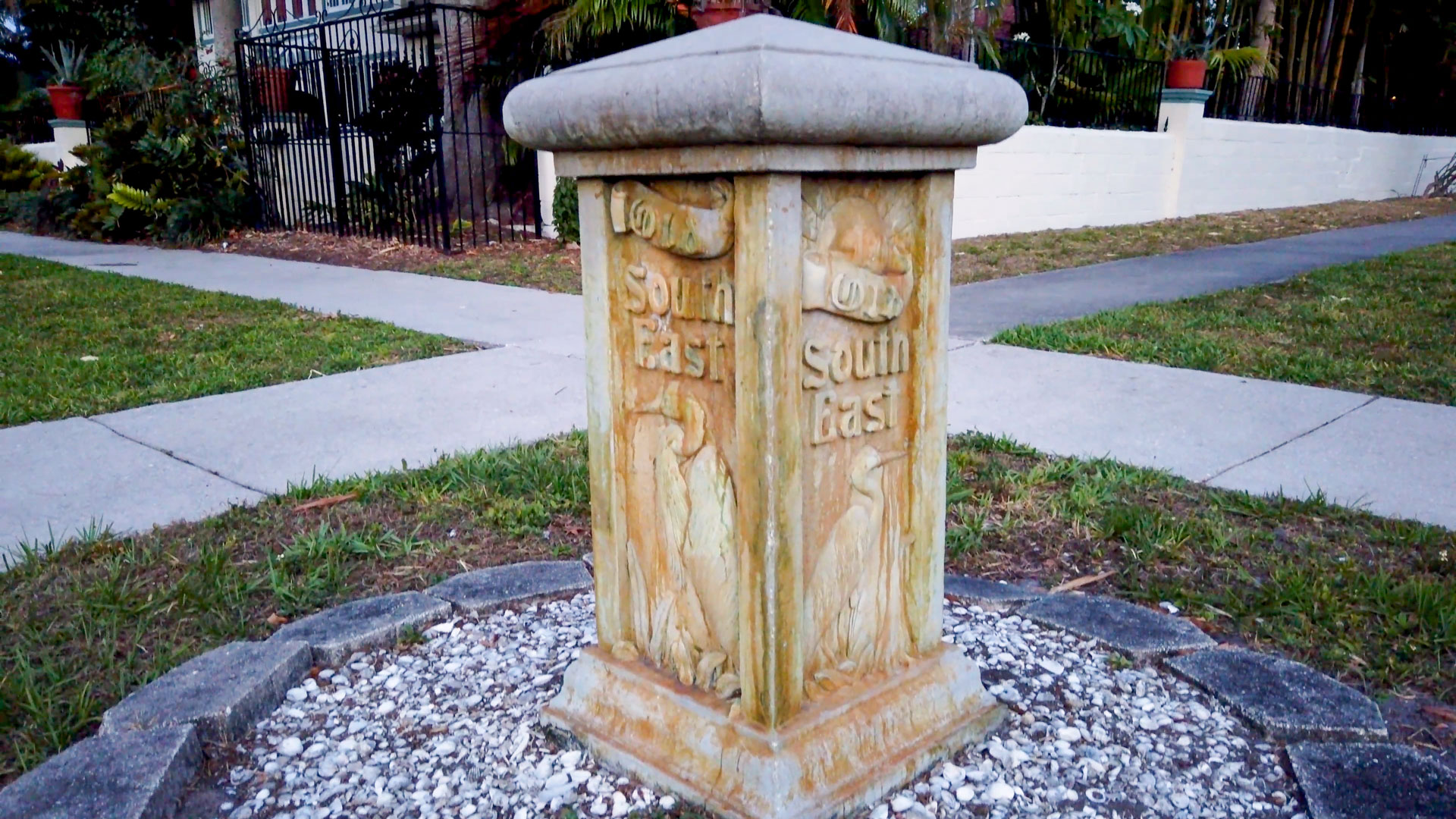 Old Southeast Neighborhood Markers